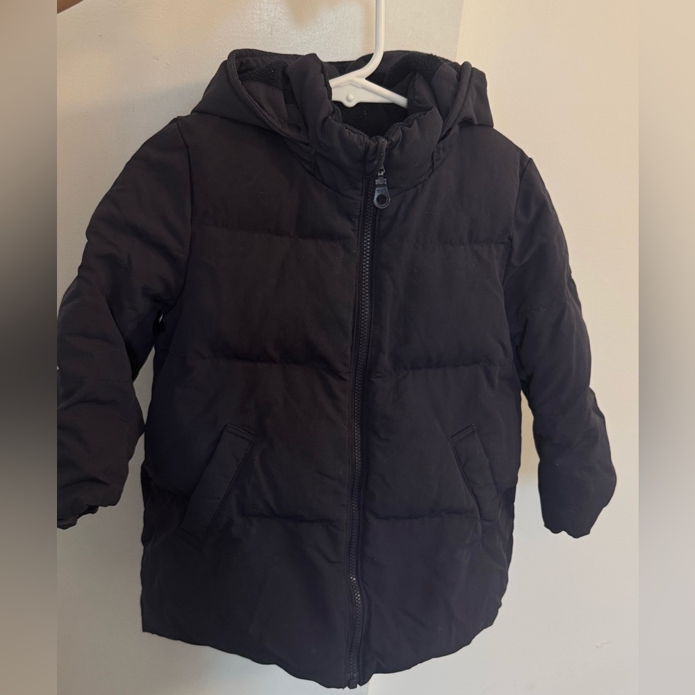 Uniqlo navy‎ blue puffer jacket